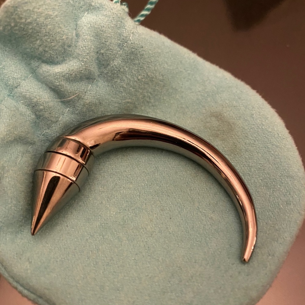 Givenchy Earring